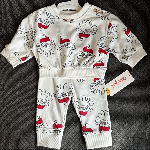 NEW! Cat & Jack Christmas Santa Fleece Sweatshirt & Jogger Pants Set - Picture 2 of 5